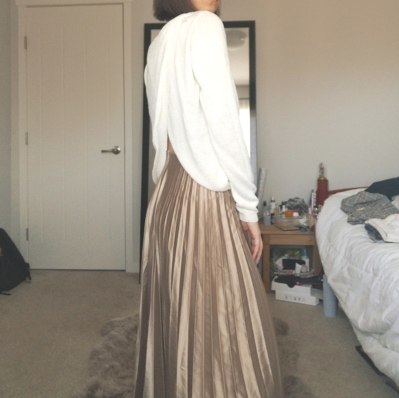 Vero Moda Sweaters - Vero Moda Maya Link Open Back  Sweater